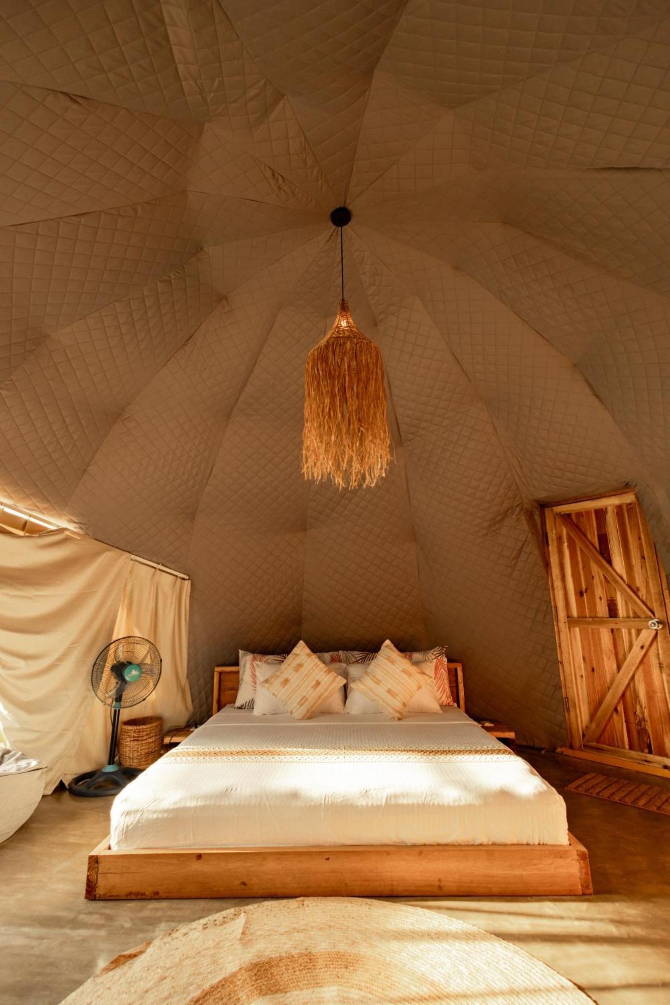 Domes And Dreams Lio Glamping Hotell El Nido Eksteriør bilde